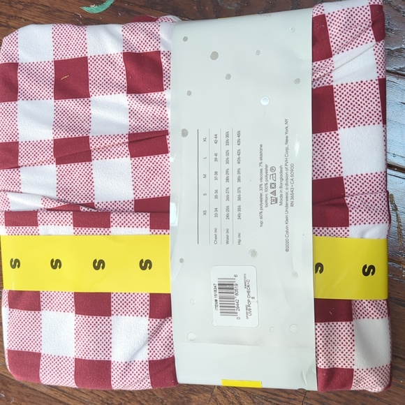 Calvin Klein long sleeve pant set - Picture 2 of 2